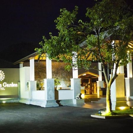 Full Moon Garden Hotel Negombo Zewnętrze zdjęcie