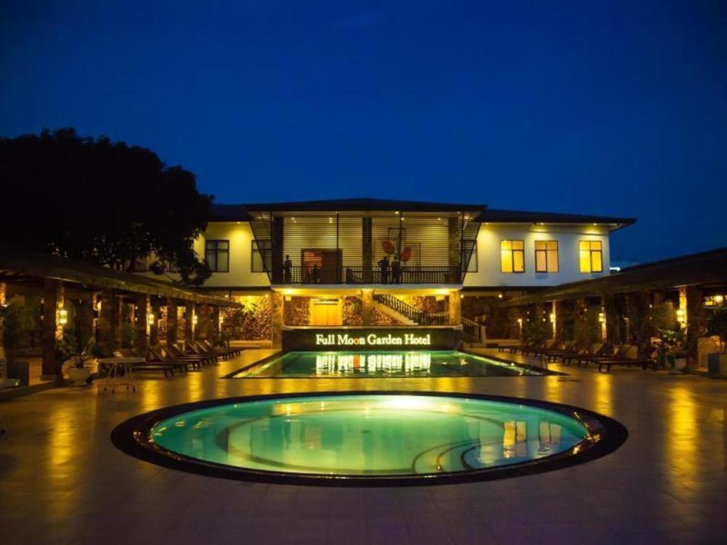 Full Moon Garden Hotel Negombo Zewnętrze zdjęcie