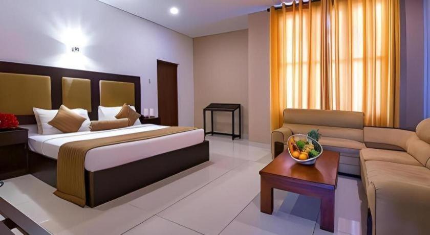 Full Moon Garden Hotel Negombo Zewnętrze zdjęcie
